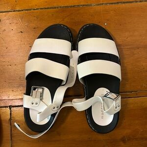 Madden Girl Platform sandals